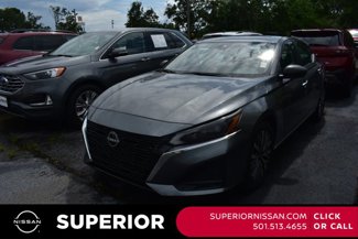 Used 2024 Nissan Altima 2.5 SV image 1