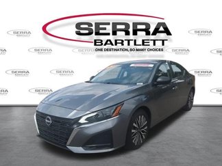 Used 2024 Nissan Altima 2.5 SV image 1