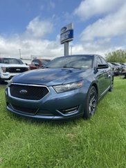 Used 2018 Ford Taurus SHO image 1