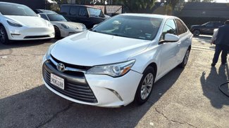 Used 2017 Toyota Camry LE image 1
