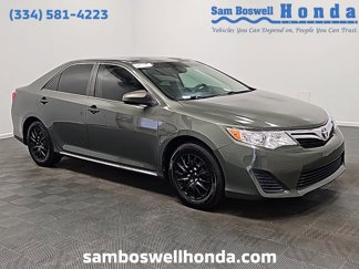 Used 2013 Toyota Camry LE image 1