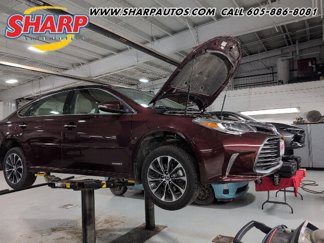 Used 2016 Toyota Avalon XLE Premium image 1