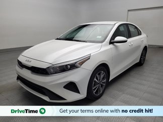 Used 2023 Kia Forte LXS image 1