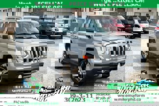 Used 2016 Jeep Patriot High Altitude image 1