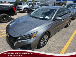 Used 2023 Nissan Altima 2.5 SV image 1