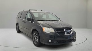 Used 2017 Dodge Grand Caravan SXT image 1