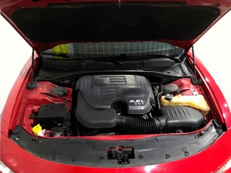 Used 2015 Dodge Charger SE image 1