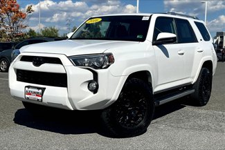 Used 2016 Toyota 4Runner SR5 image 1