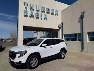 Used 2024 GMC Terrain SLE image 1