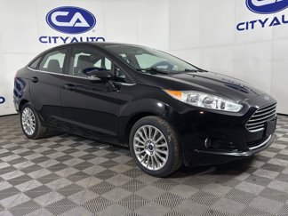 Used 2016 Ford Fiesta Titanium image 1