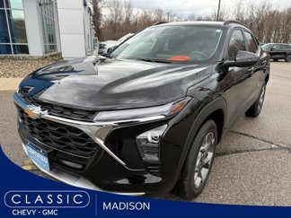 Certified 2024 Chevrolet Trax LT w/ Driver Confidence Package image 1