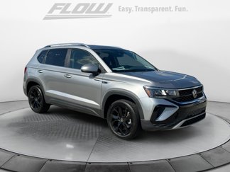 New 2024 Volkswagen Taos SE image 1