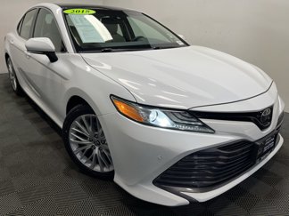 Used 2018 Toyota Camry XLE image 1