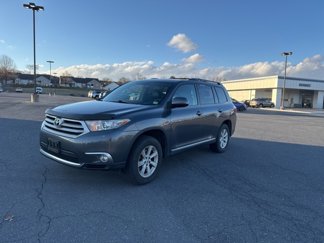 Used 2013 Toyota Highlander Plus image 1