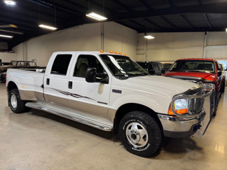Used 1999 Ford F350 Lariat image 1