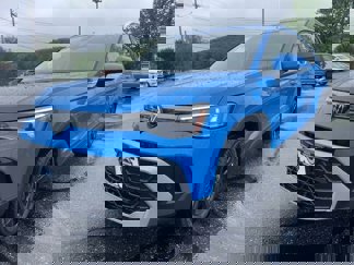 New 2025 Volkswagen Taos SEL image 1