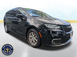 Used 2022 Chrysler Pacifica Touring-L image 1
