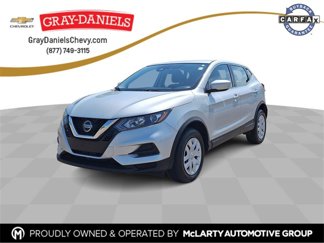 Used 2020 Nissan Rogue Sport S image 1