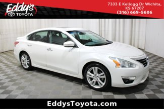 Used 2013 Nissan Altima 3.5 SL image 1