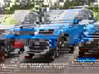 New 2025 Volkswagen Taos SE image 1