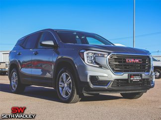 Used 2024 GMC Terrain SLE image 1