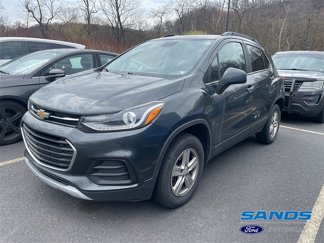Used 2017 Chevrolet Trax LT w/ LT Convenience Package image 1