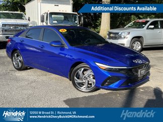 Used 2024 Hyundai Elantra SEL w/ Convenience Package image 1
