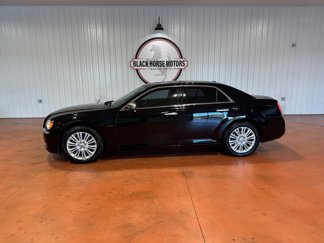 Used 2014 Chrysler 300 C image 1