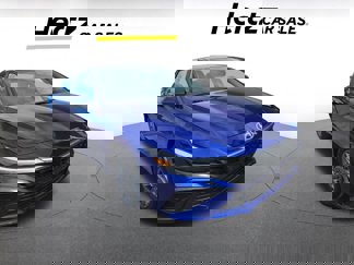 Used 2024 Hyundai Elantra SEL image 1