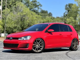 Used 2017 Volkswagen GTI S image 1