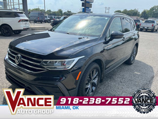 Used 2022 Volkswagen Tiguan SE w/ Panoramic Sunroof Package video 1