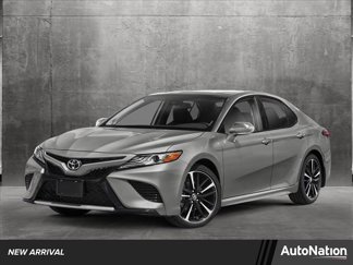 Used 2018 Toyota Camry XSE image 1