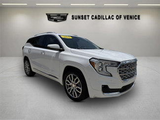 Used 2022 GMC Terrain Denali w/ Denali Premium Package image 1