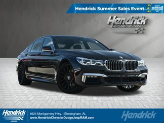 Used 2016 BMW 750i w/ Executive Package image 1