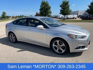 Used 2015 Ford Fusion SE image 1