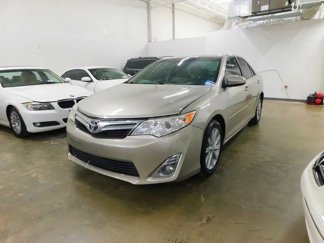 Used 2014 Toyota Camry XLE image 1