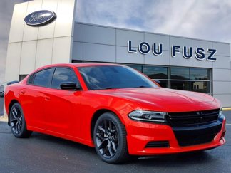 Used 2021 Dodge Charger SXT w/ Blacktop Package image 1