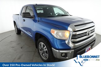 Used 2017 Toyota Tundra SR5 image 1