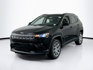 Used 2022 Jeep Compass Latitude w/ Sun and Sound Group image 1