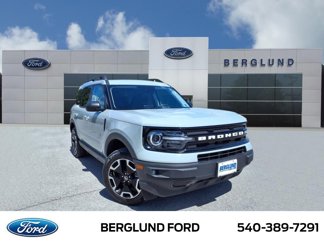 Used 2023 Ford Bronco Sport Outer Banks image 1