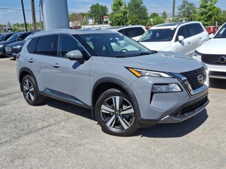 Used 2023 Nissan Rogue SL w/ SL Premium Package image 1