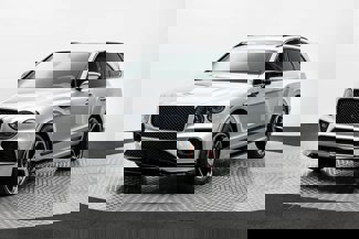 Used 2022 Bentley Bentayga image 1