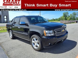 Used 2011 Chevrolet Avalanche LTZ image 1
