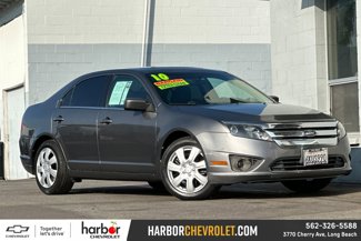 Used 2010 Ford Fusion SE image 1