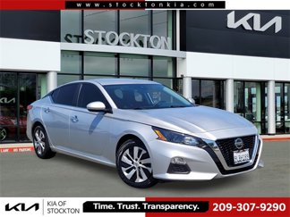 Used 2022 Nissan Altima 2.5 S image 1