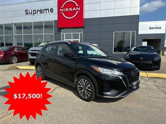 Used 2021 Nissan Kicks SV image 1