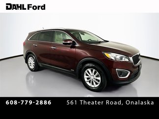 Used 2016 Kia Sorento LX image 1