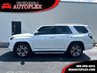 Used 2016 Toyota 4Runner 4WD image 1
