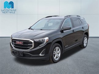 Used 2021 GMC Terrain SLE image 1