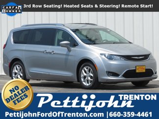 Used 2018 Chrysler Pacifica Touring-L Plus w/ Tire & Wheel Group image 1